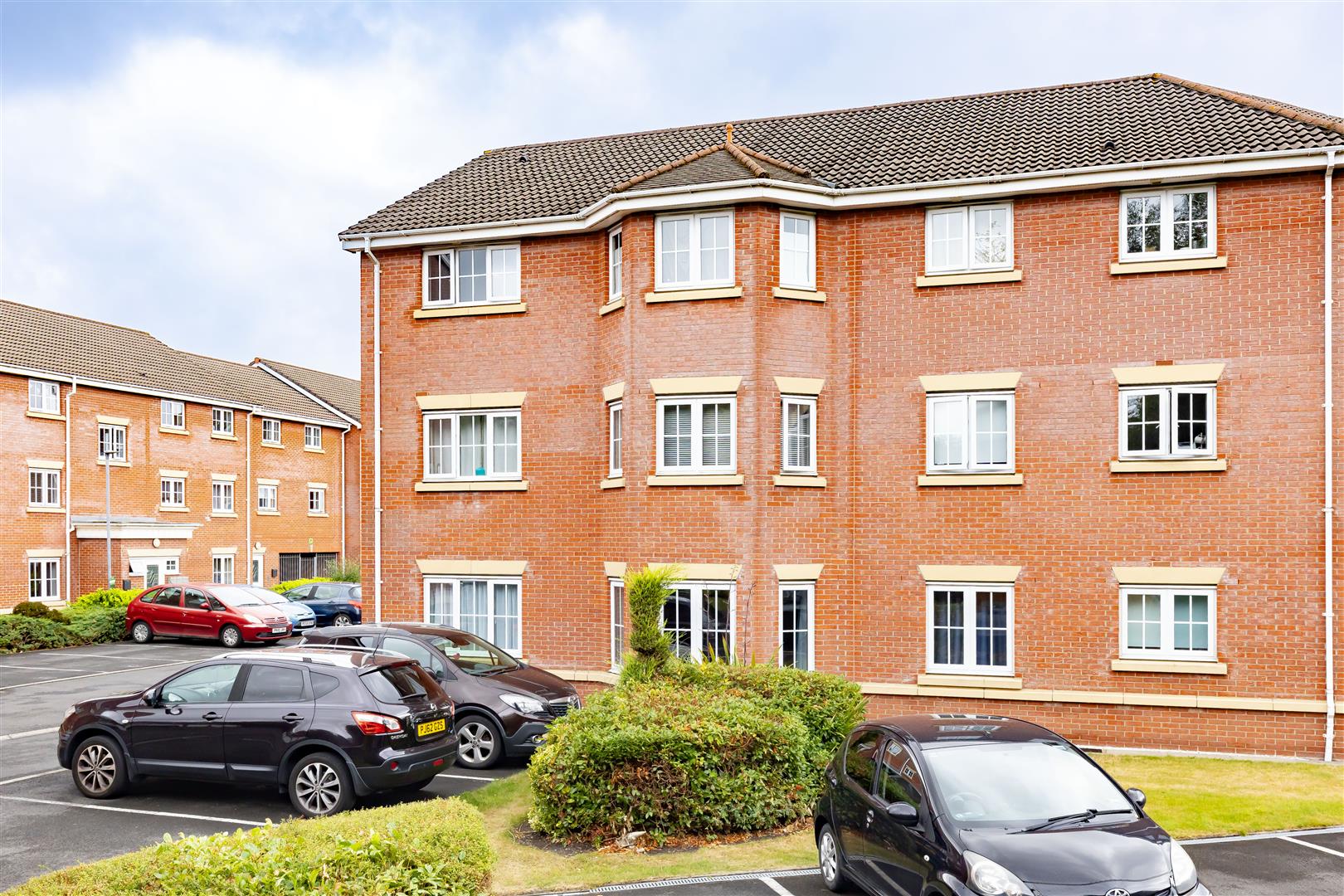 2 bed property in Firbank, Preston